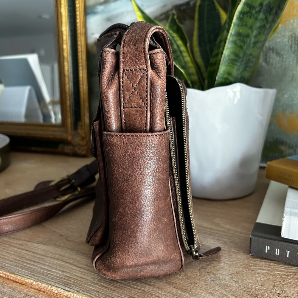 Vintage Fossil 1954 Brown Soft Pebble Leather Everyday Messenger Crossbody Bag - Picture 3 of 13